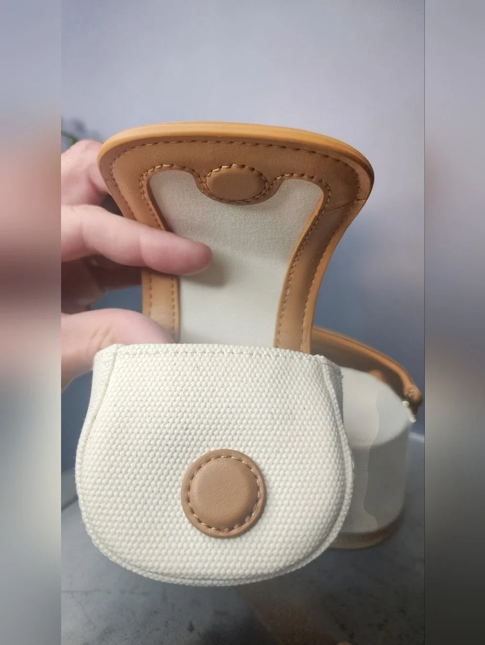 Lululemon Canvas Mini Bag in the Natural/Chestnut Brown Colorway NWOT - Picture 7 of 16